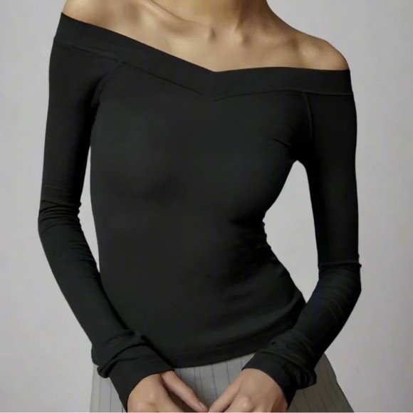 BDG Urban Outfitters Ribbed Black Long Sleeve Top Size XS - Picture 1 of 12